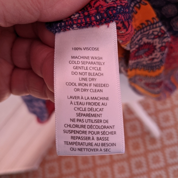 Bill new york top in excellent condition, size LG - Picture 11 of 12